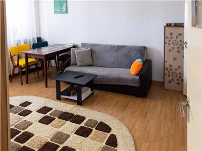 Apartament 2 CD Alexandru cel Bun 56.500E etaj intermediar