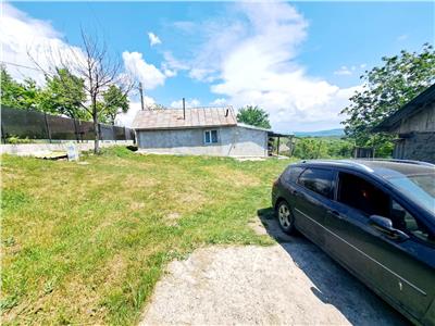 Teren 2200mp si Casa locuibila Ciurbești75000 euro