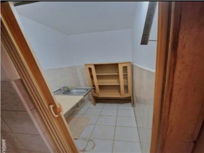 Camera de camin cu baie proprie, 17mp, zona Bularga, 19.800 euro neg