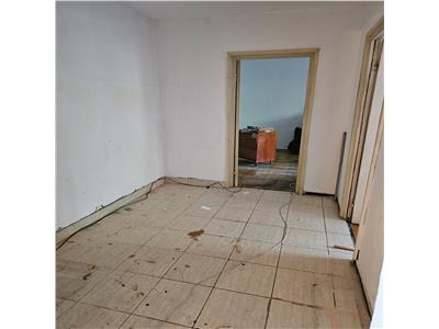 SEMICENTRALPalas, Apt. 2 cam. D, 57mp, et. 2, liber, 87.000 EURO NEG