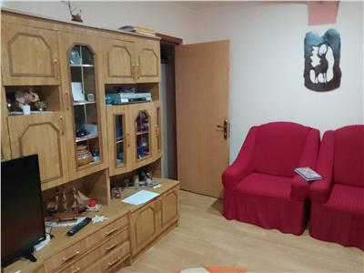 Apartament 2 camere, Et.1, Zimbru, 75.000 euro neg.