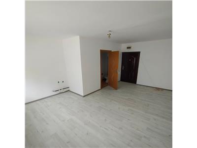 Garsoniera, renovata, zona Bularga, 23.500 EURO NEG