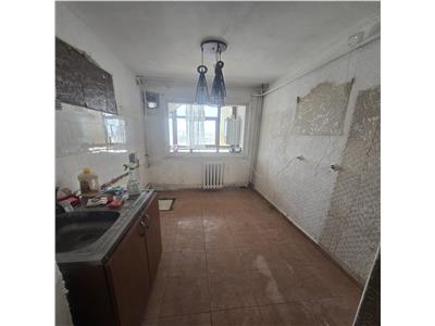 EXCLUSIVITATE! Podu Ros, bloc fara risc, apart. 3 cam., D, 72mp, liber, 103.000 EURO NEG