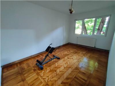 Apartament 4 camere, D, etaj intermediar, Tatarasi, 130.000 EURO neg